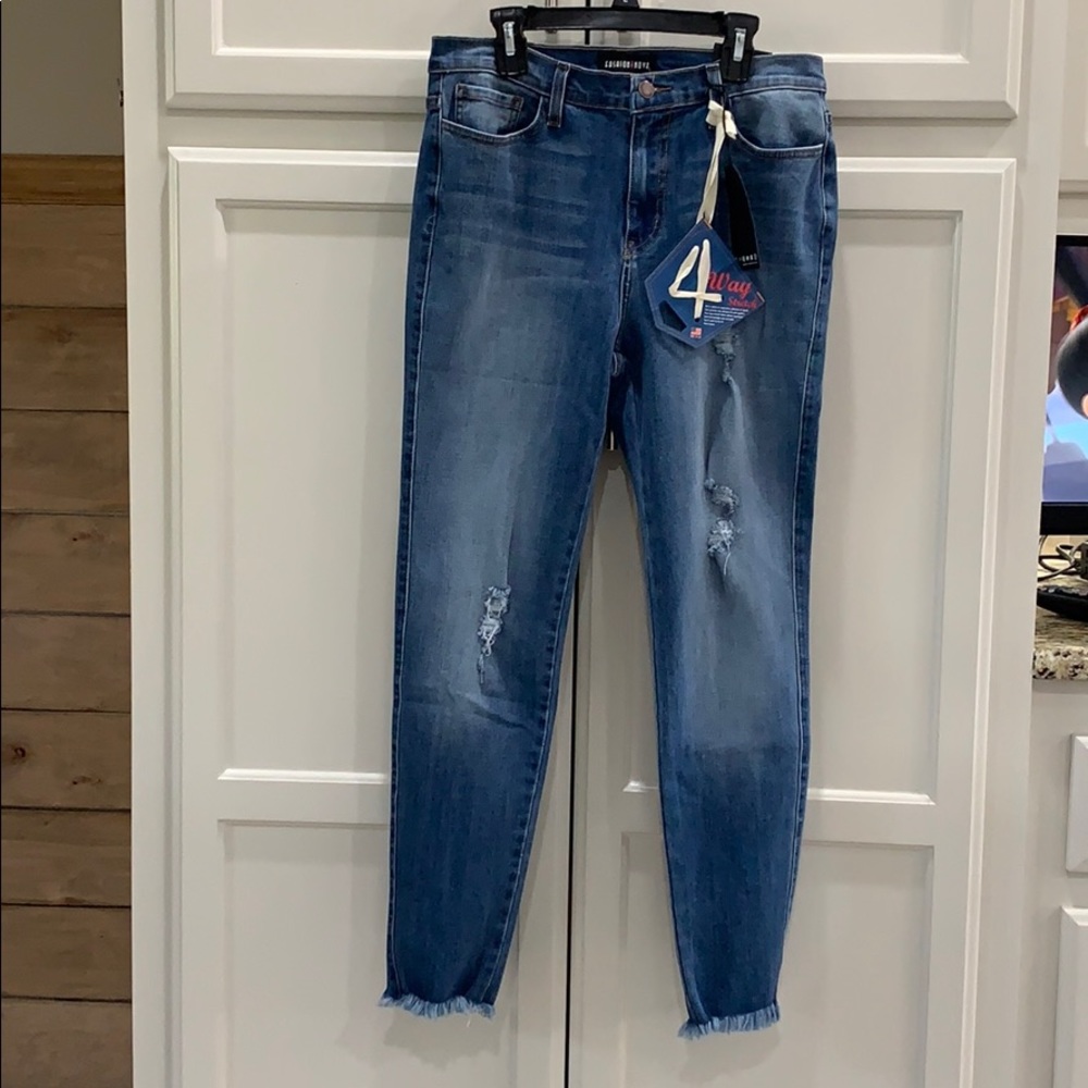 Distressed jeans size 13/30.